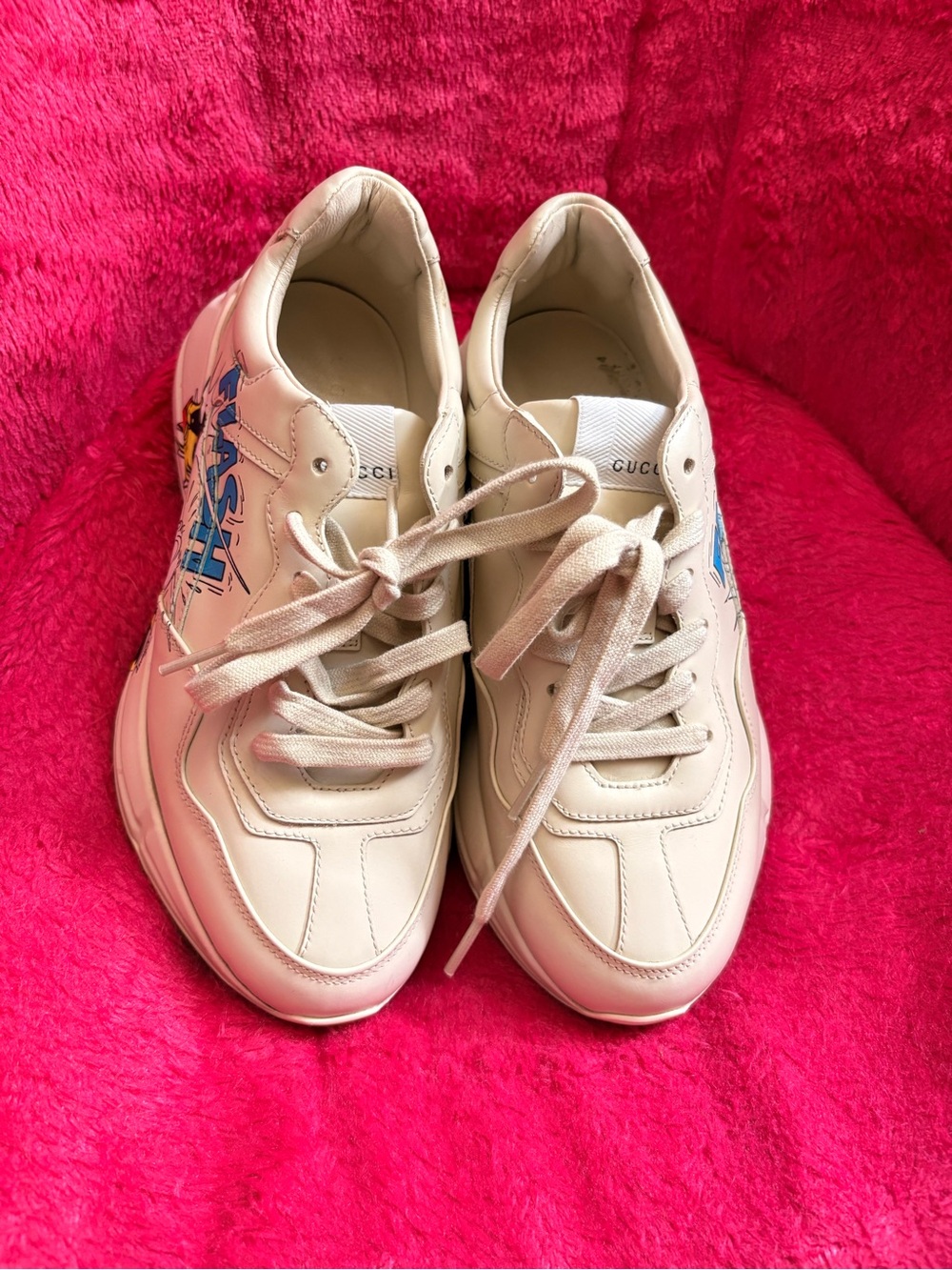 Gucci x Mickey Cream Leather Sneakers with Blue Graphic